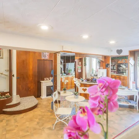Hotel Mirabeau 3*