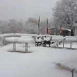 Mirabeau Отель