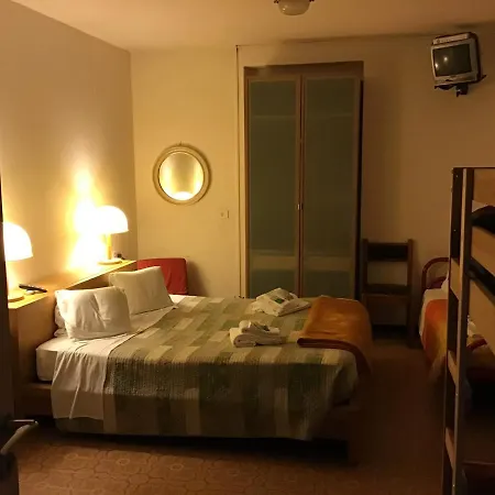 Mirabeau Hotel